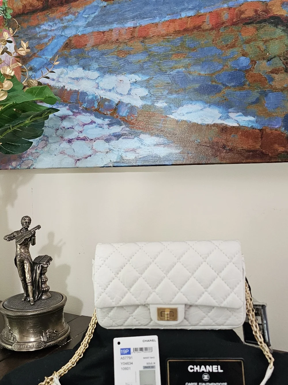 CHANEL Reissue White Quilted Mini Waist Bag with Gold-Tone Turn Lock AUTHENTIC
